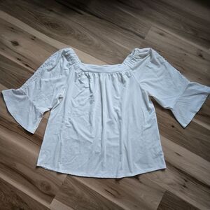 AGB Woman White Square Neck Statement Sleeve Women's Top Size 1X